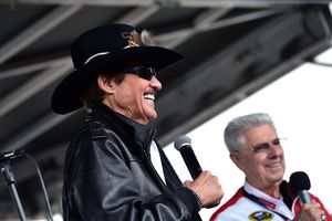NASCAR legend Richard Petty, pictured here with fellow NASCAR Hall of Famer Leonard Wood, will be part of the driver appearances at the Neon Garage stage at LVMS this weekend.