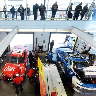 Neon Garage Overview