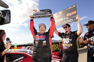 Greg Anderson edged Shane Gray to earn his sixth career K&N Horsepower Challenge title and put $50,000 into his team's pocket on Saturday.