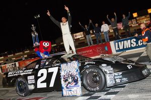Jay Beasley, the 2013 Bullring NASCAR Super Late Models champion, has been selected for NASCAR's Drive for Diversity program for the third time.