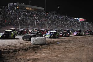 The 19th Annual Duel in the Desert begins Wednesday with afternoon practice and runs through Saturday night at the Dirt Track at LVMS.