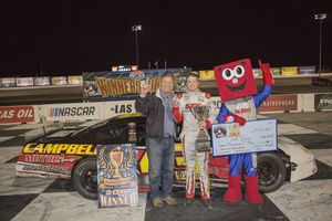 Derek Thorn won a tense battle with Jeremy Doss over the final five laps of the Super Late Models 150 at the Senator's Cup Fall Classic to win a check for $15,000 on Saturday.
