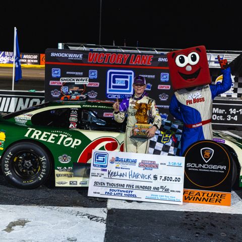 The Terrible's Showdown at The Bullring