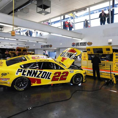 Pennzoil car in the garage