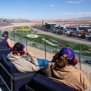 Vegas Loge Boxes
